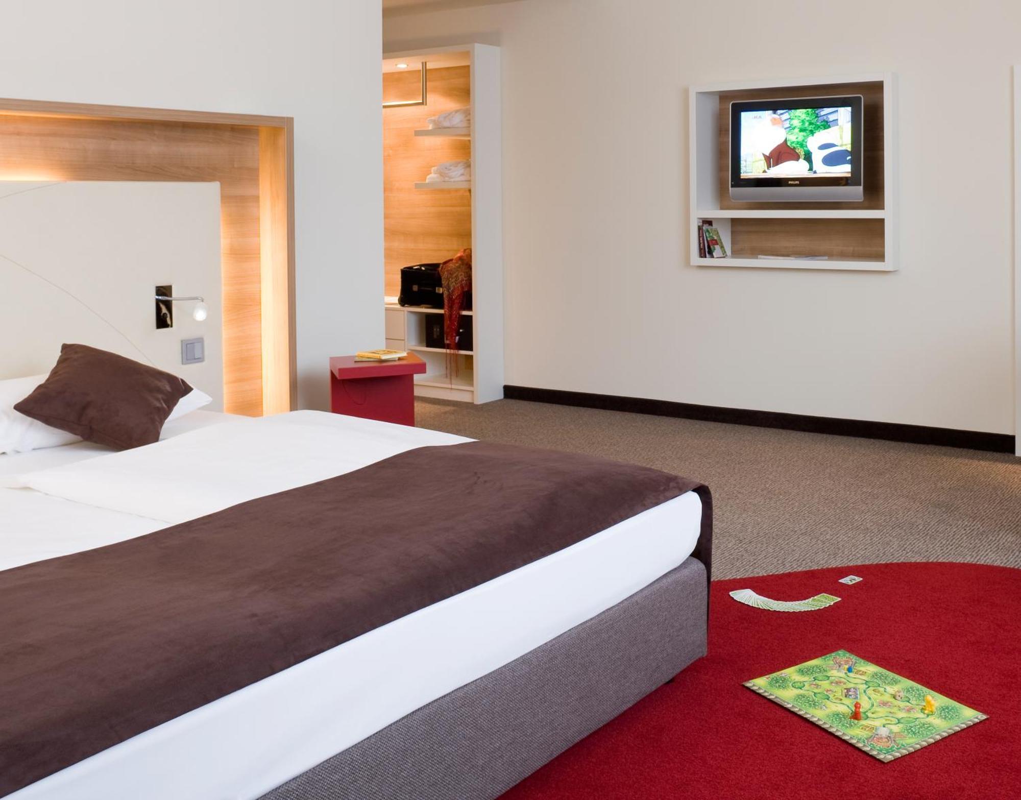 Mercure Hotel Stuttgart Airport Messe Экстерьер фото