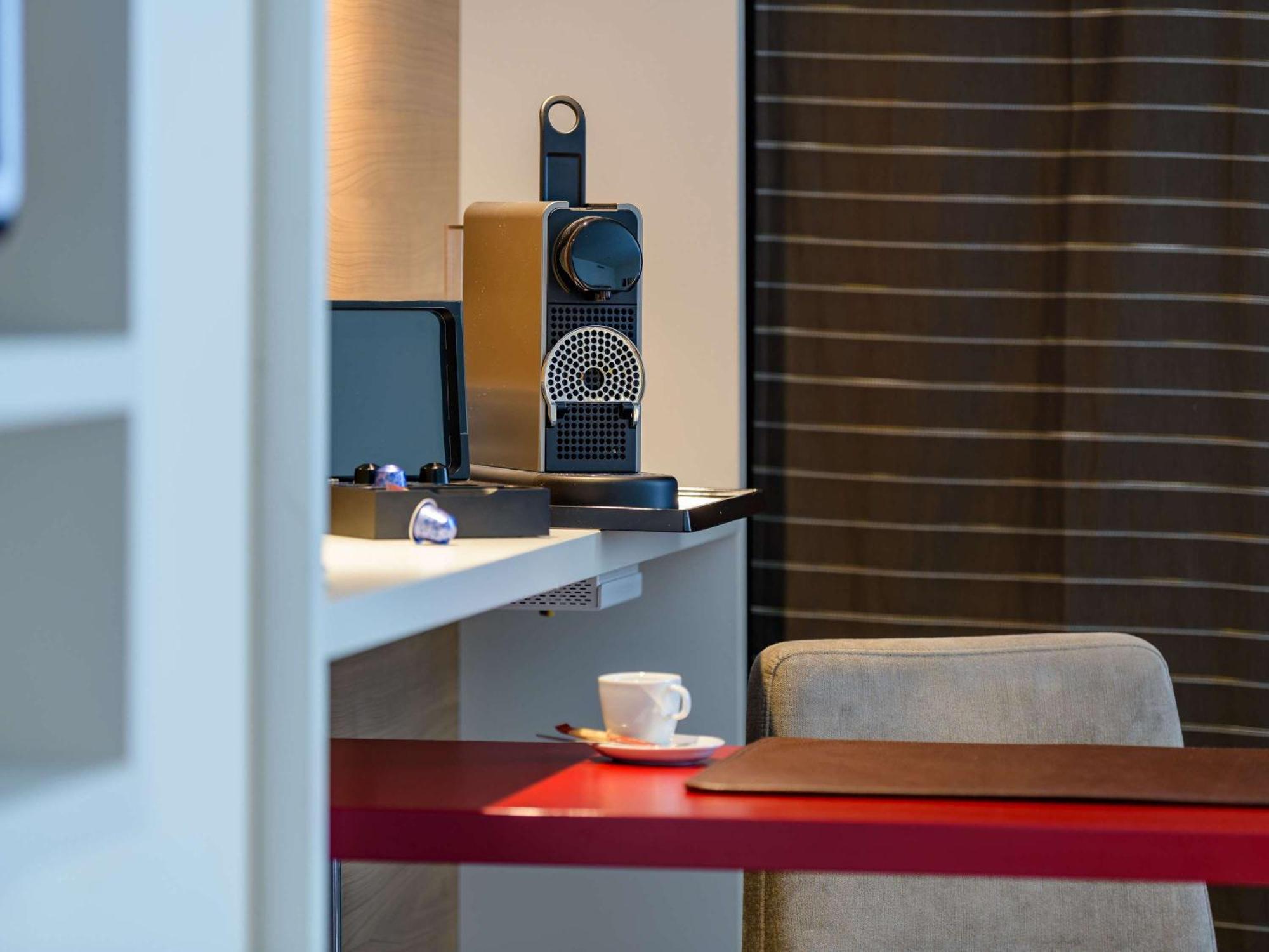 Mercure Hotel Stuttgart Airport Messe Экстерьер фото