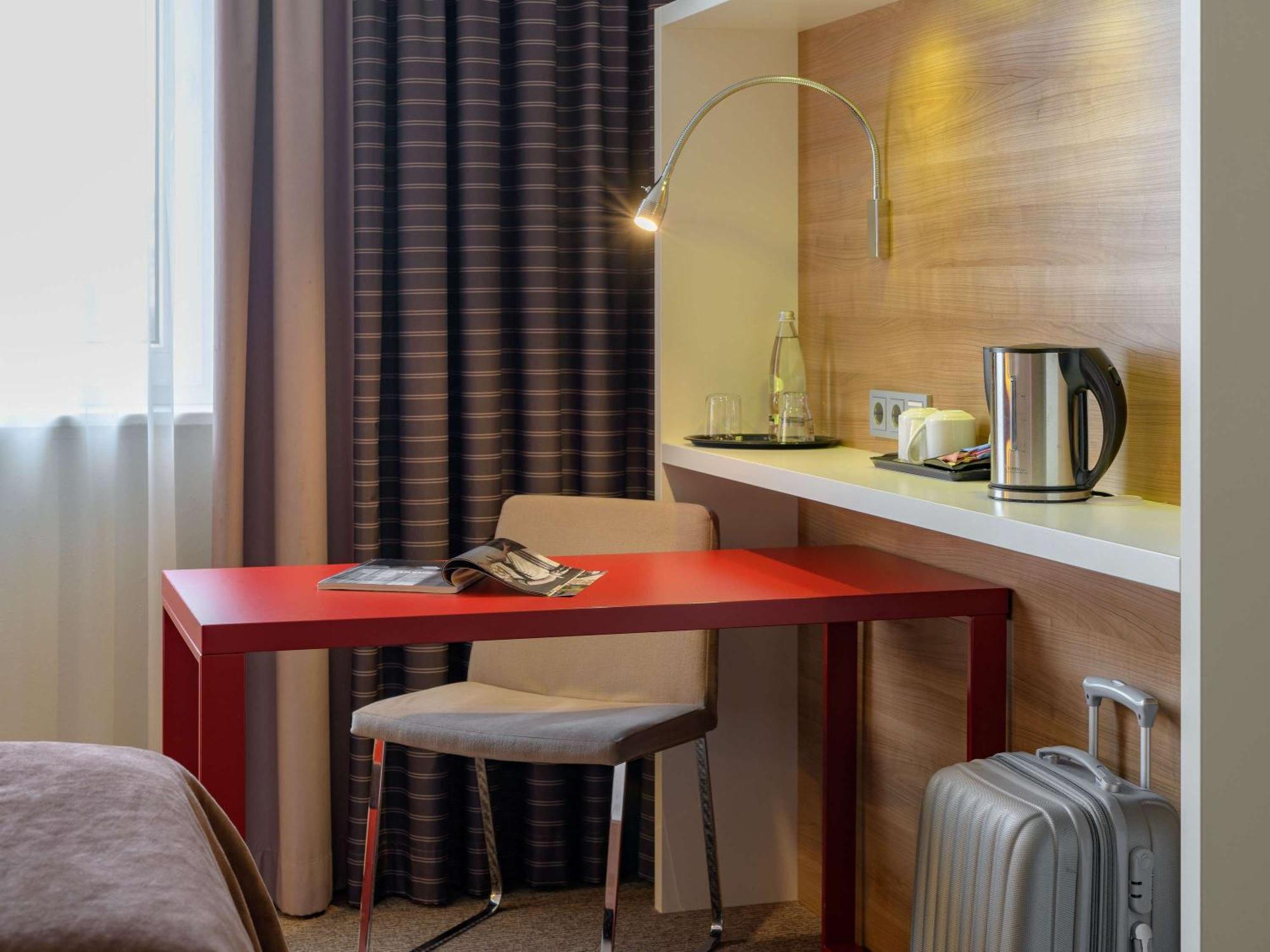 Mercure Hotel Stuttgart Airport Messe Экстерьер фото