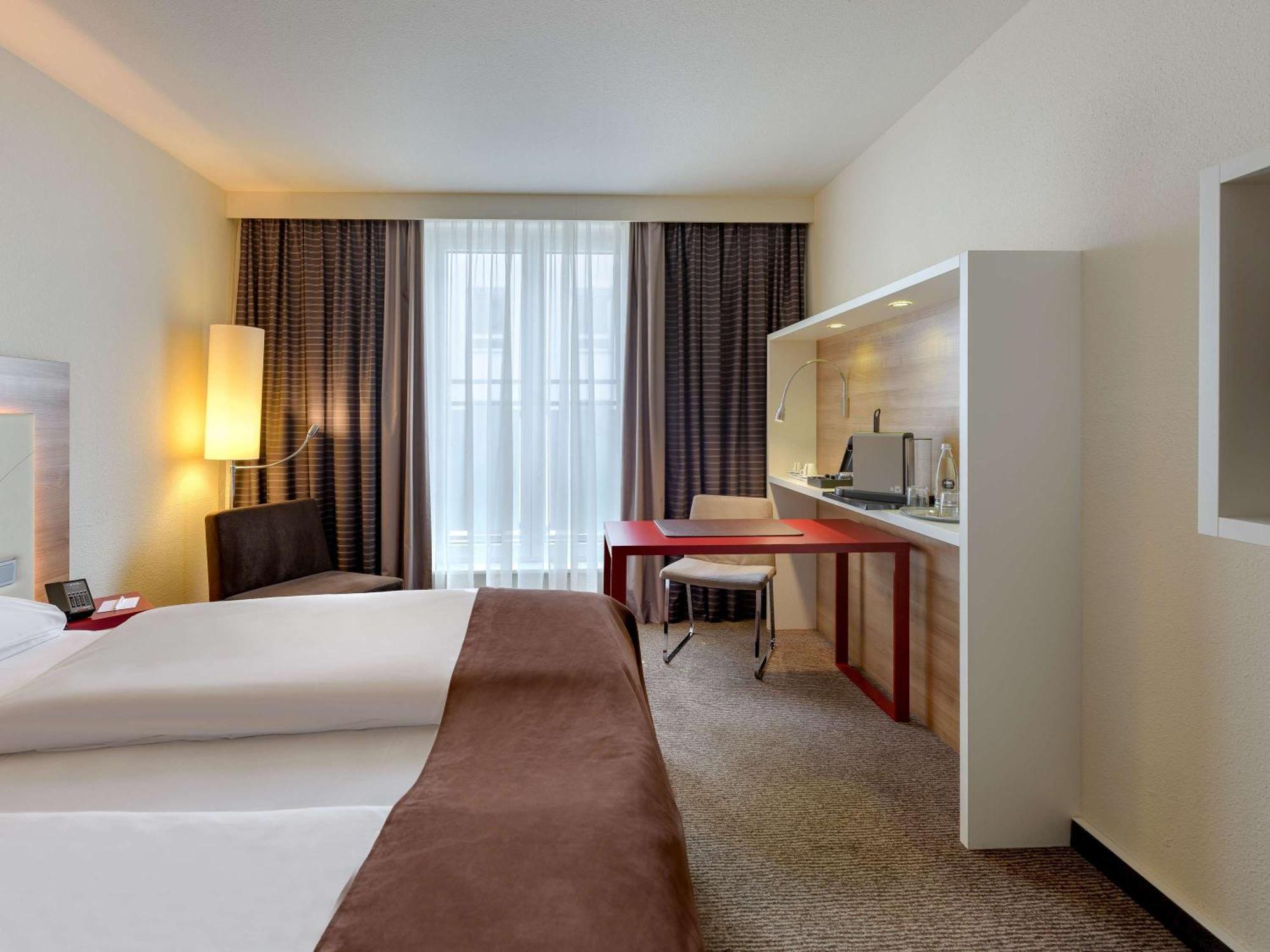 Mercure Hotel Stuttgart Airport Messe Экстерьер фото