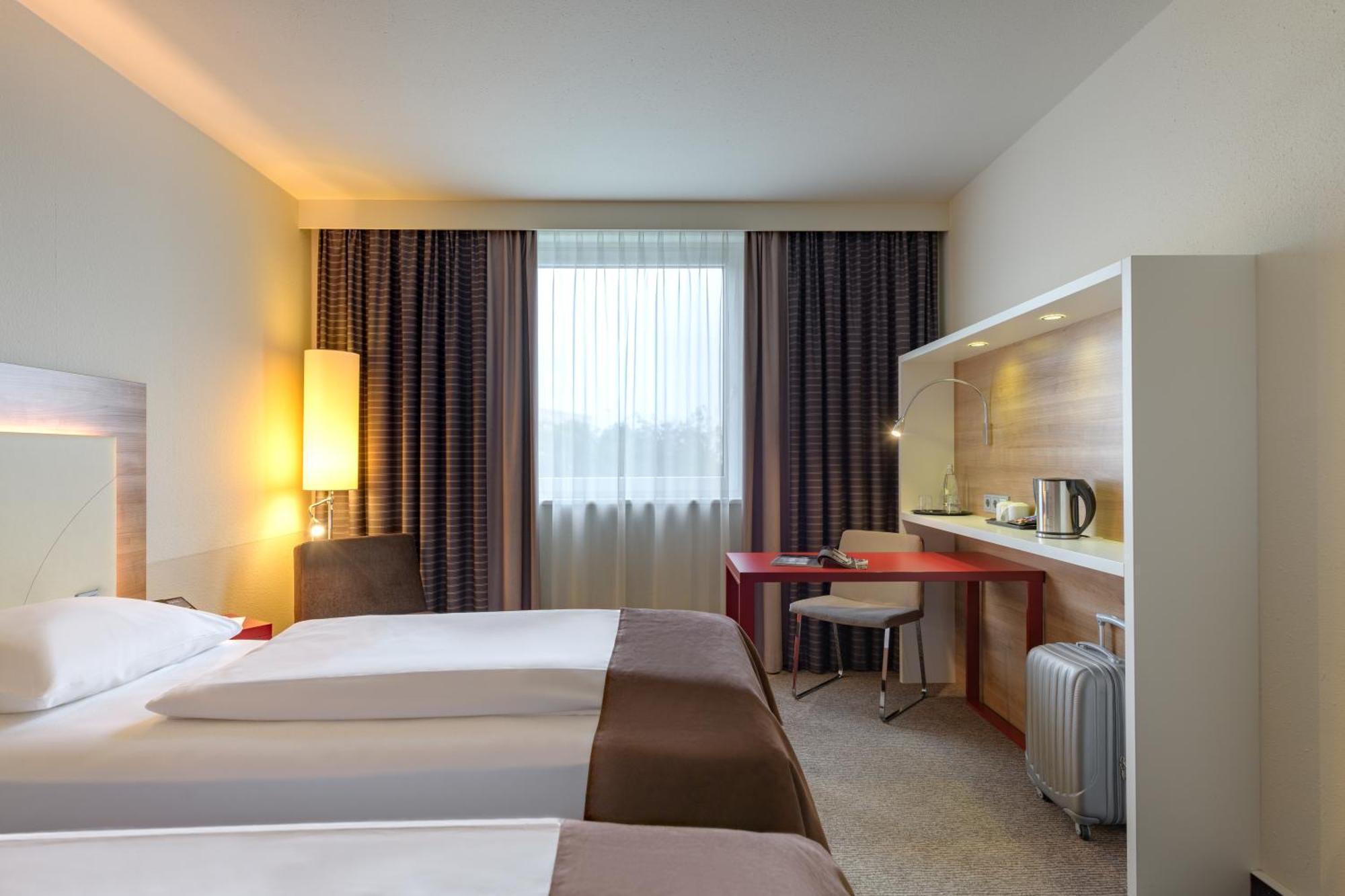 Mercure Hotel Stuttgart Airport Messe Экстерьер фото
